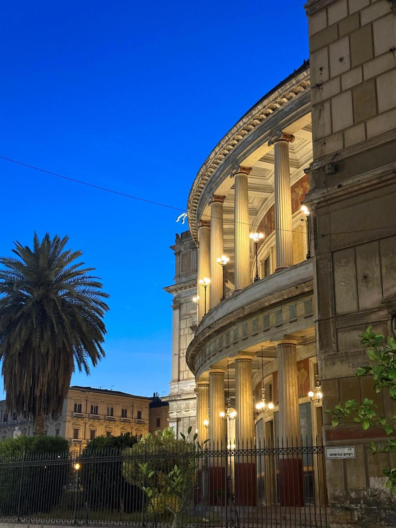 Casa Politeama Florio Apartamento Palermo Exterior foto